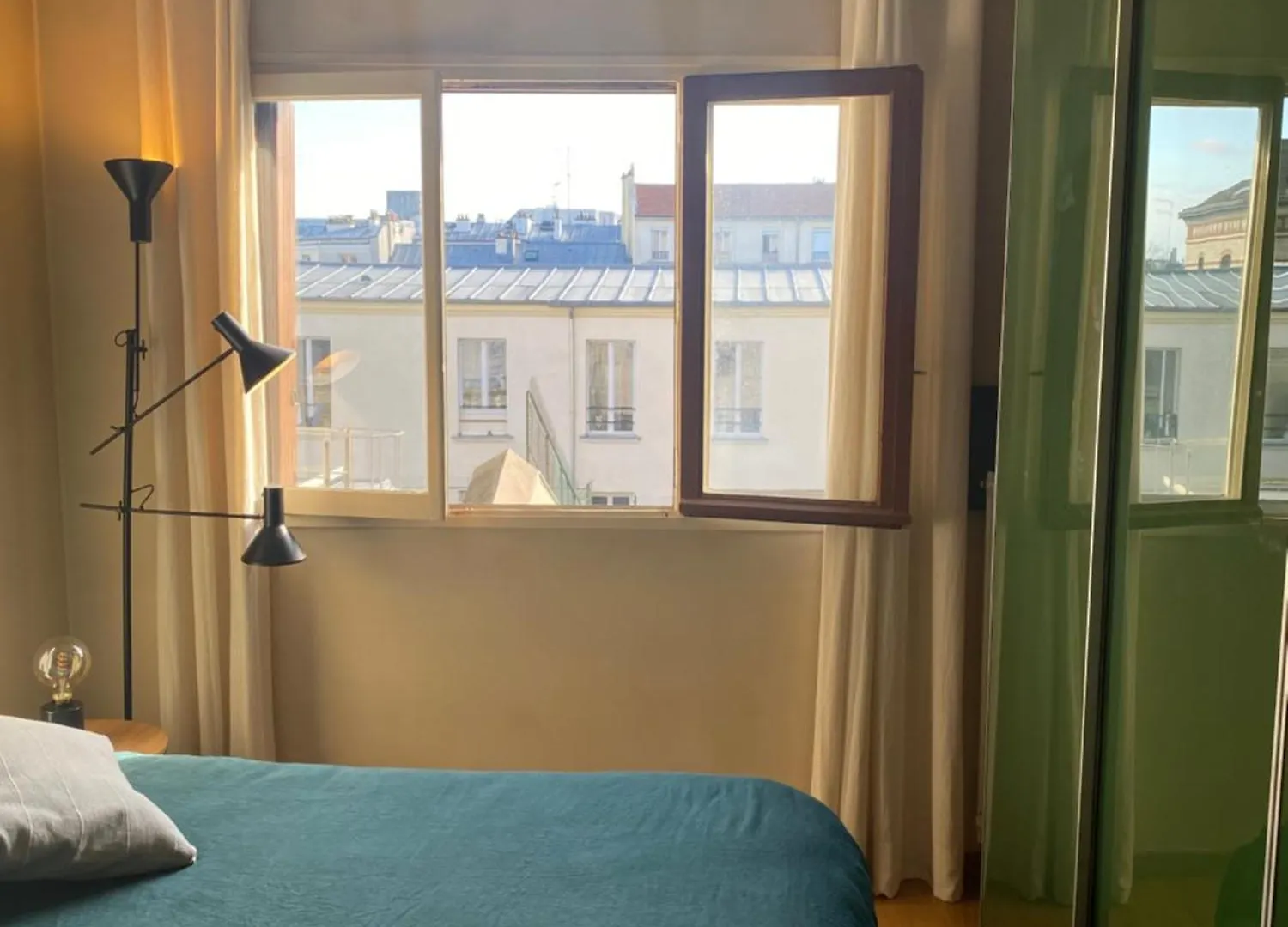 In Montmartre Apartment Paris